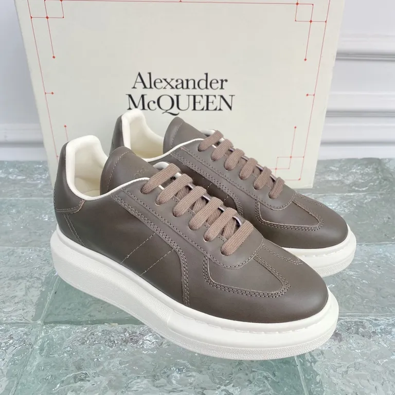 Alexander McQueen Shoe 